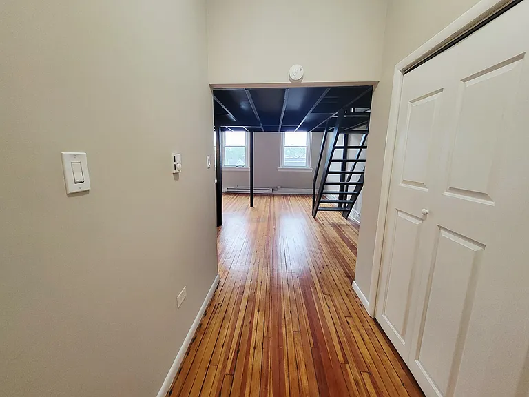 425 S Franklin St #32 — Photo 11