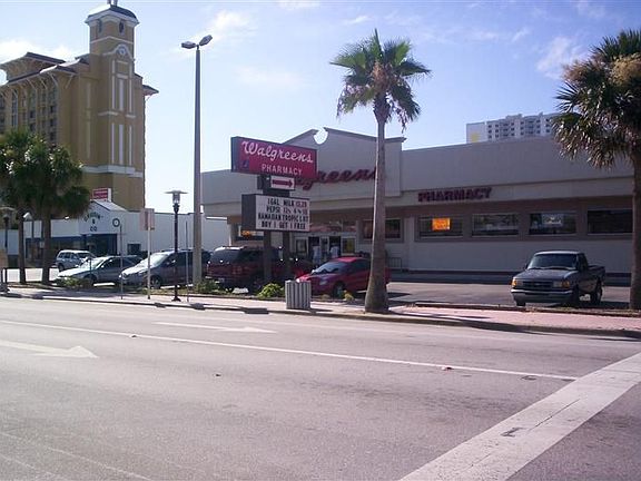 3rd image of 600 Seabreeze Blvd