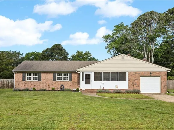 106 Cedar Rd, Poquoson, VA 23662
