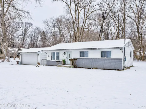 20869 Melrose St, Southfield, MI 48075