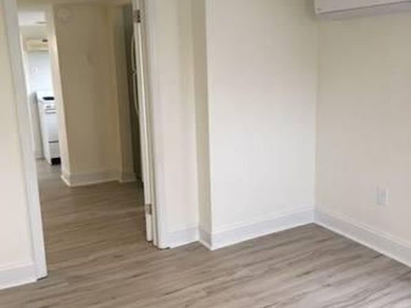 442 Meade Ave #B