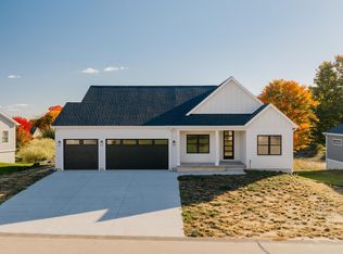 4311 Apple Tree Ln, Traverse City, MI 49685