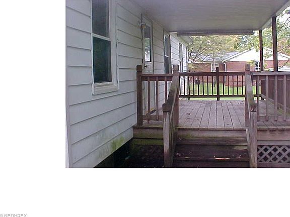 5th image of 644 W Champion Ave