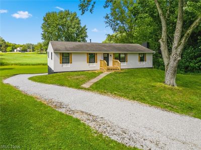 2195 Yorktown St NW, Uniontown, OH, 44685