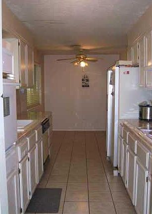 5th image of 829 N Peniel St