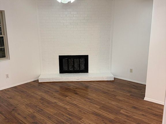 5th image of 121 Hollingsworth Drive