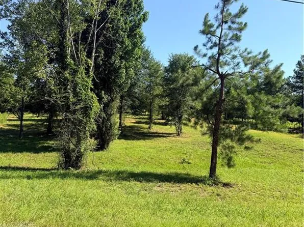 230 Hughart Rd #8, Pollock, LA 71467