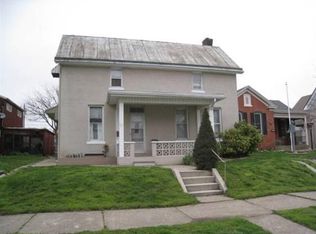 927 Adams St, Quincy, IL 62301