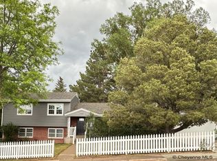 648 Vista Ln, Cheyenne, WY 82009