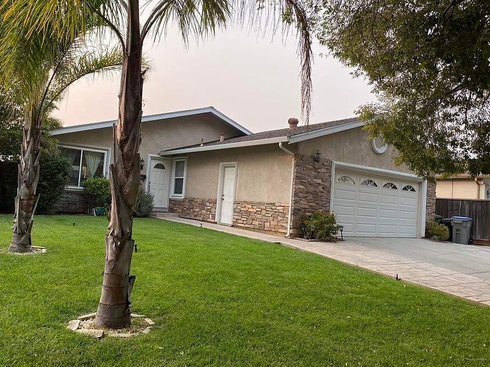 1st image of 271 Martinvale Ln