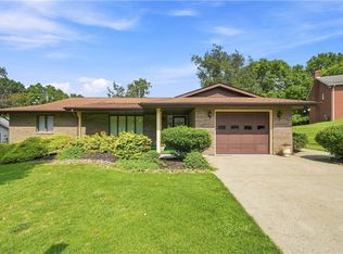 129 Chapel View Dr, Greensburg, PA 15601