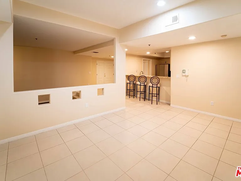 12011 Goshen Ave #202 — Photo 8