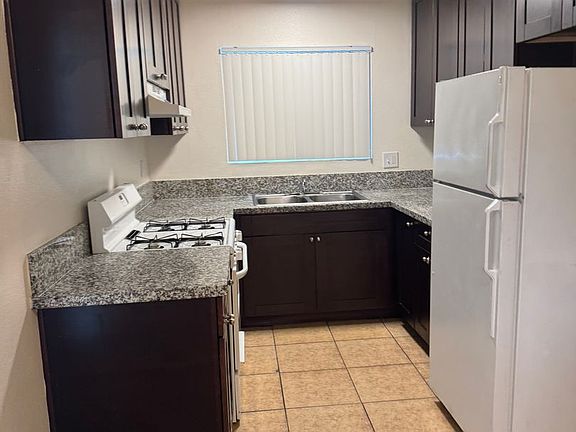 5th image of 4367 50th St #L4367-11