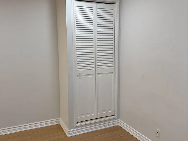 4125 1/2 W Toluca Lake Ave #4123-1/2 — Photo 9