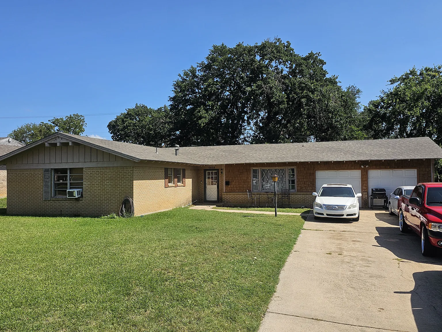 3 bed, 1731 sqft, $1,999 — Photo 1