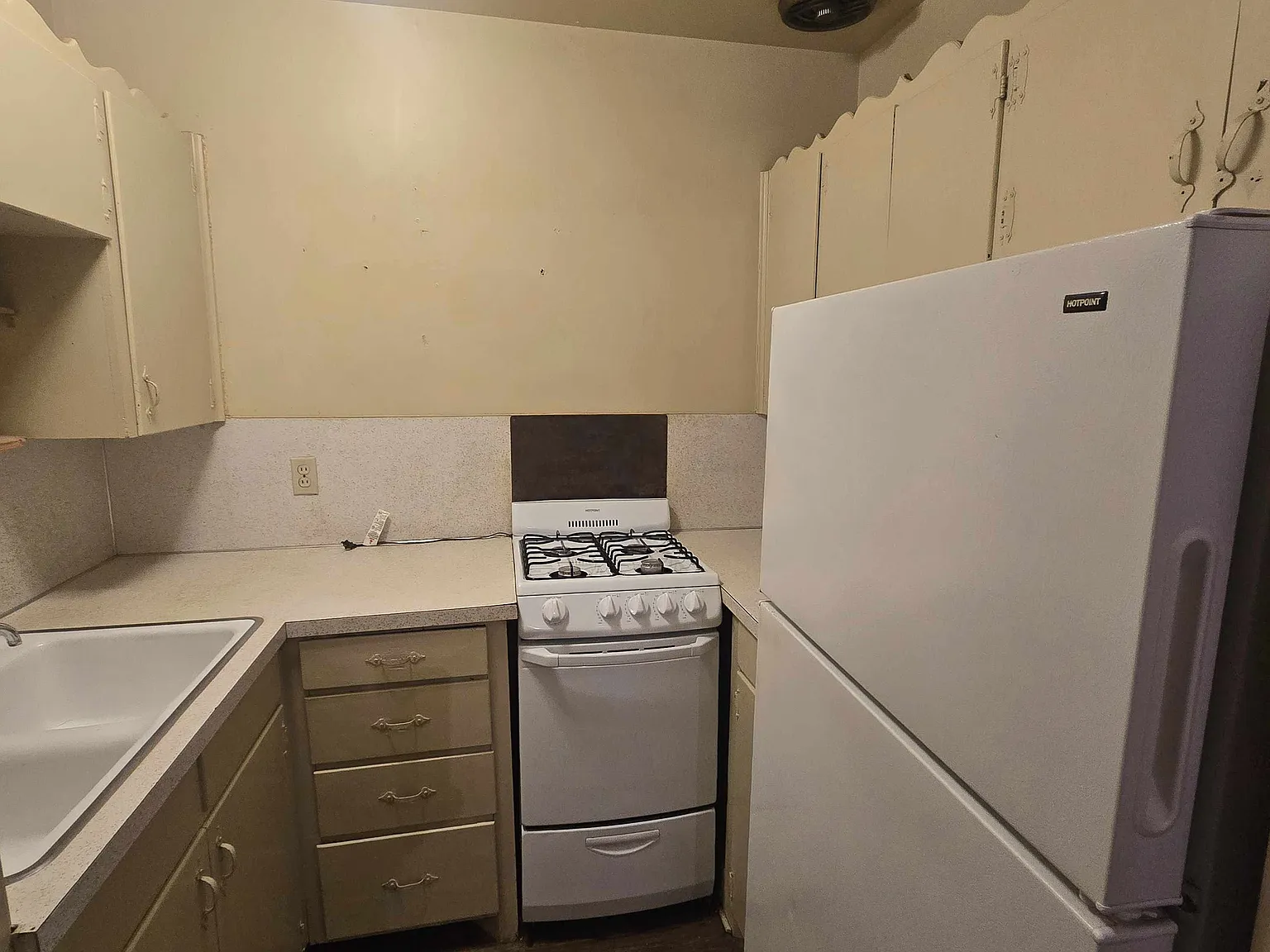 1 bed, 550 sqft, $650 — Photo 3