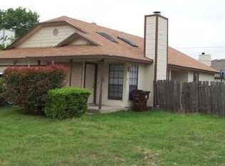 1004 Lawnmont Dr, Round Rock, TX 78664