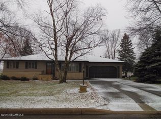 403 8th Ave W, Ellendale, MN 56026