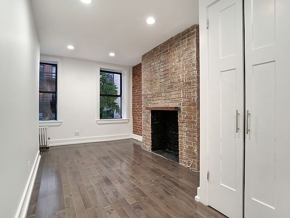 4th image of 210 Avenue B APT 2S
