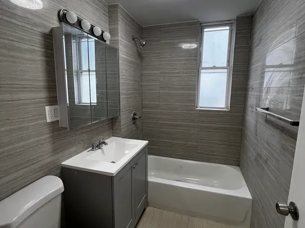 1730 Seddon St APT 1F, Bronx, NY 10461
