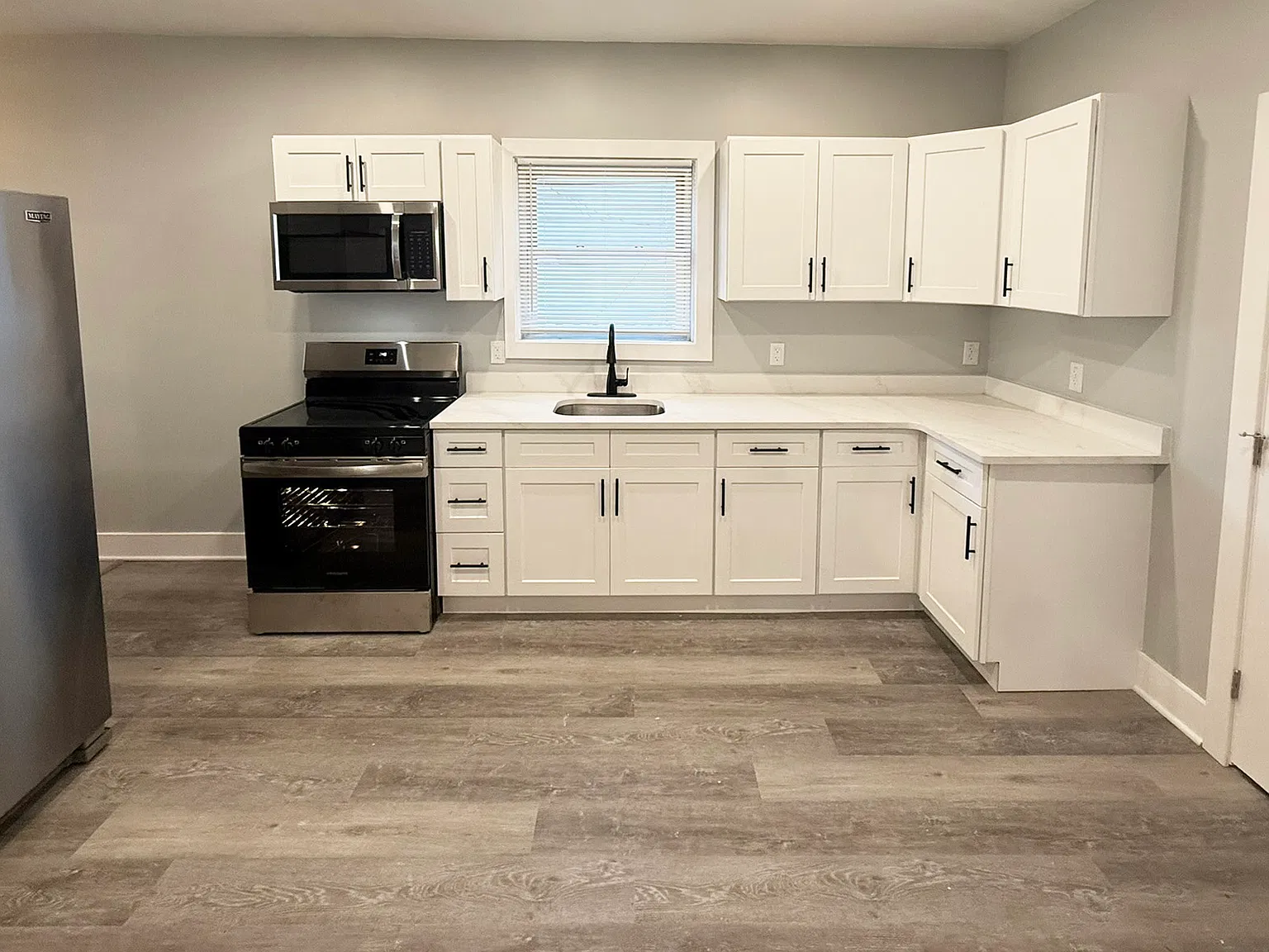 4 bed, 1300 sqft, $2,500 — Photo 3