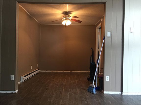 4th image of 203 W Jackson St APT 7