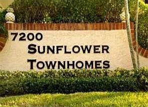 2 bed, 2.0 bath, 1054 sqft, $2,400 — Photo 2
