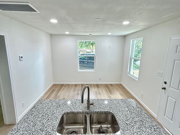 3rd image of 249 E Fort Dade Ave #249