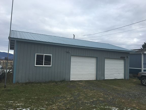 2 car shop w/ storage