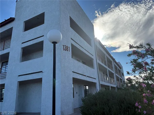 1381 E University Ave APT 207, Las Vegas, NV 89119