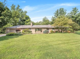 818 Sassafras Ln, Niles, MI 49120
