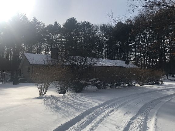2nd image of 133 Agnes Dr