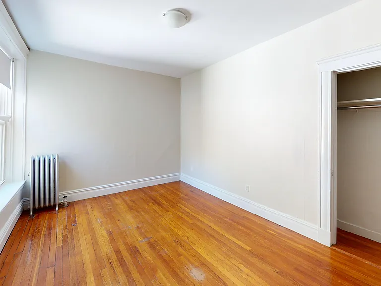 57 Strathmore Rd #6 — Photo 9