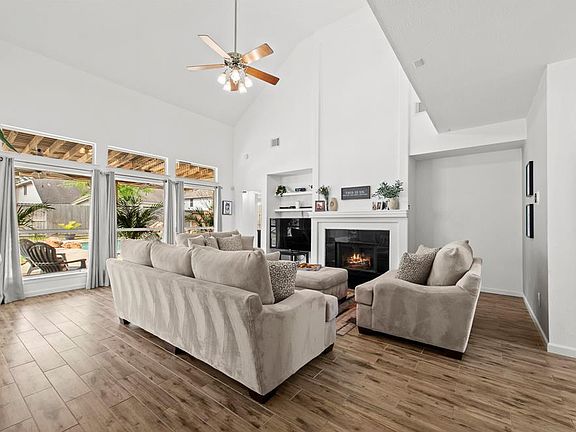 5th image of 5218 Windcrest Ct