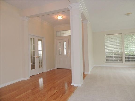 5th image of 4553 Paddington Ln