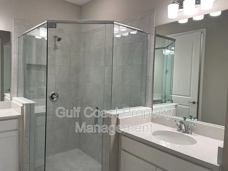 15352 Isla Palma Ln — Photo 15