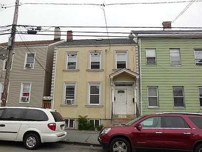 2nd image of 114 Marshall St