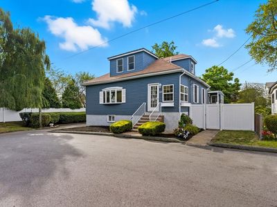 59 Crescent St, Winthrop, MA, 02152