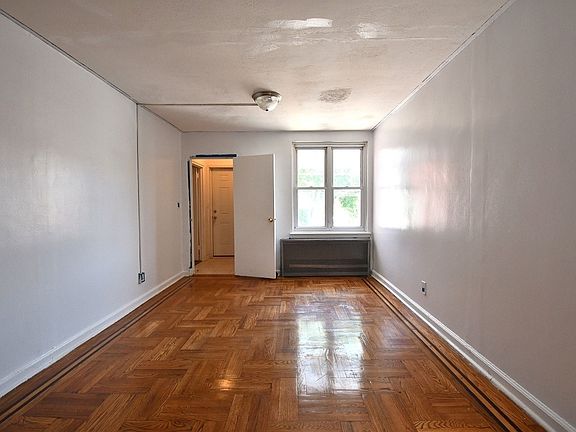 4th image of 3121 Mickle Ave #1A