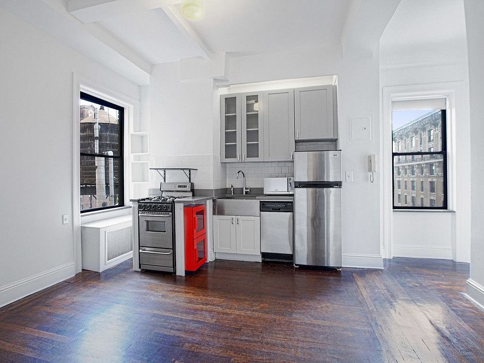 1st image of 19 W 69th St APT 1103