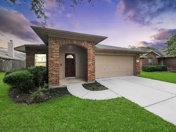 137 Rustic Colony Ln, Dickinson, TX 77539