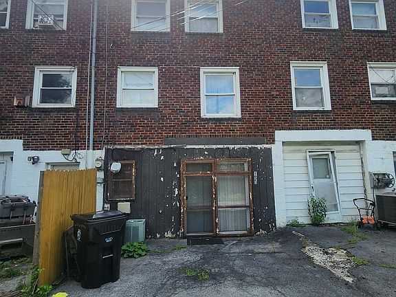 3rd image of 1623 N 15th St