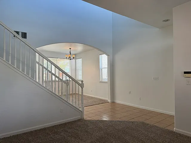 4 bed, 2.5 bath, 1971 sqft, $2,295 — Photo 4