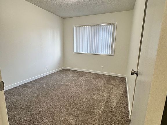 5th image of 2415 Columbia Blvd #Cc