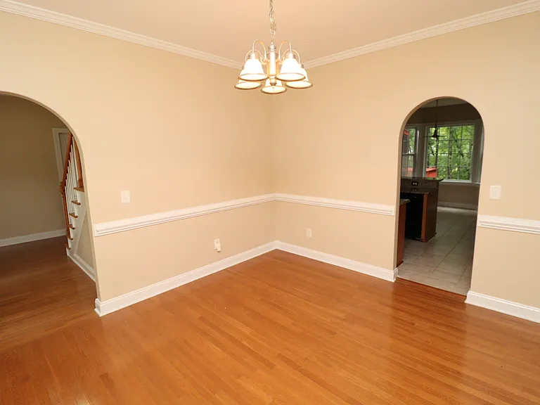 36 W Trafalgar Ct — Photo 18