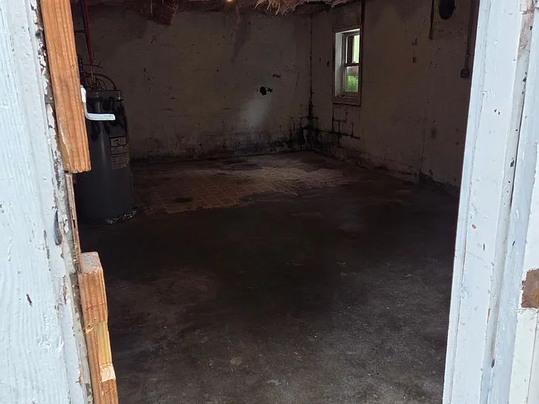 1744 Granby Rd — Photo 19