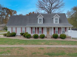 10514 Grecian Rd, Louisville, KY 40272