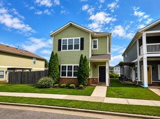 6521 W Knoll View Way, Rogers, AR 72758