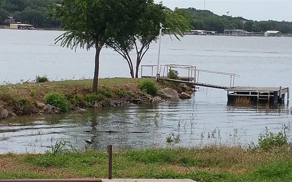 5th image of 101 Lake Bridge Ln