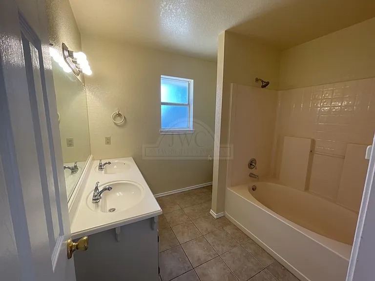 2005 Agate Dr — Photo 20